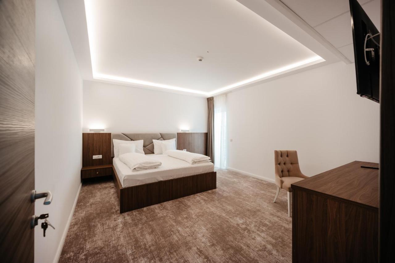 Hotel Ariata Scheia Buitenkant foto