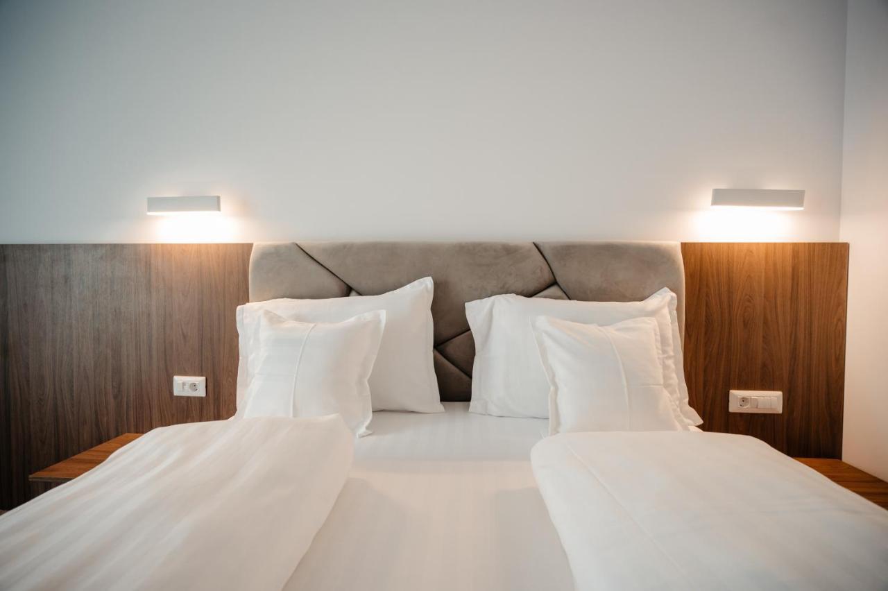 Hotel Ariata Scheia Buitenkant foto