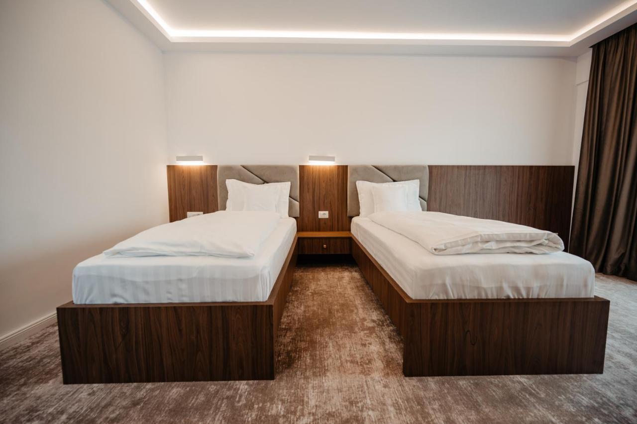 Hotel Ariata Scheia Buitenkant foto