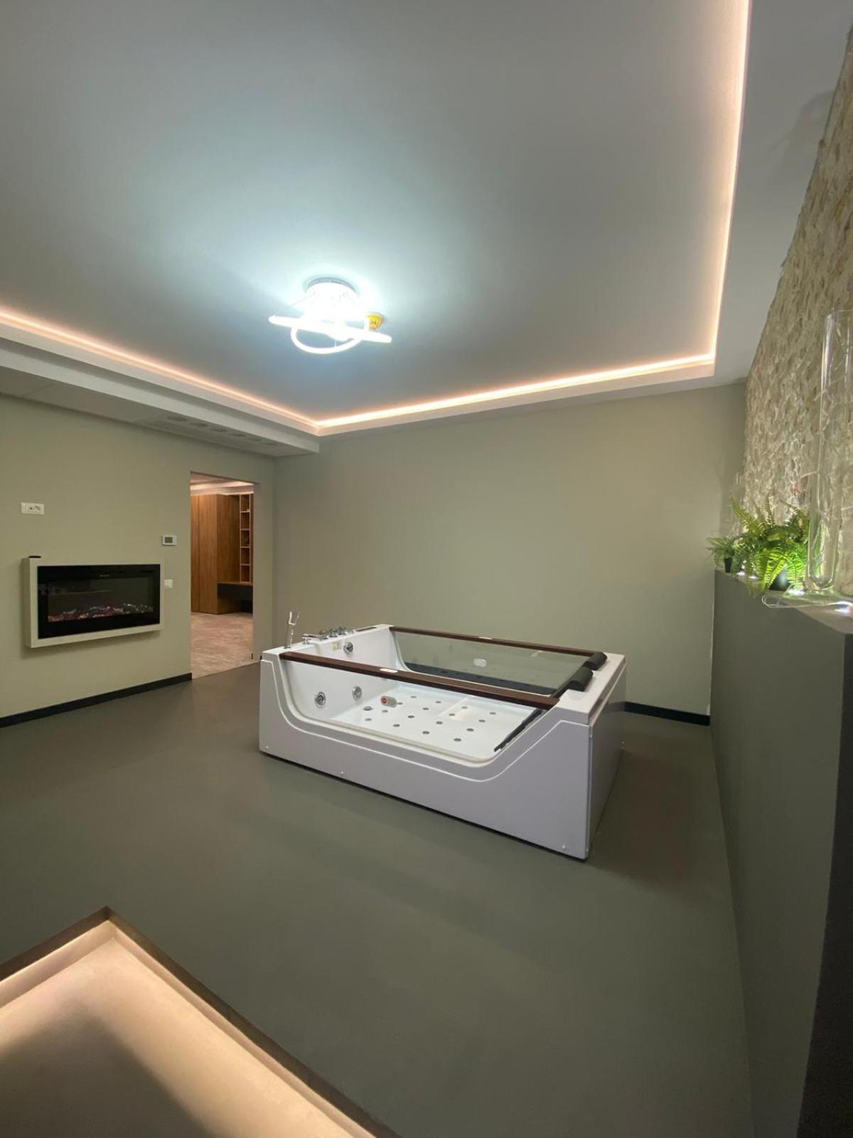 Hotel Ariata Scheia Buitenkant foto
